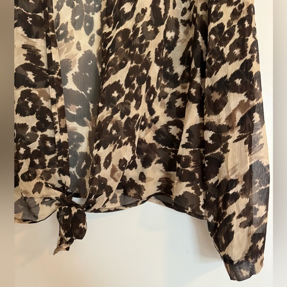 Chico’s 100% Silk Blouse - Picture 2 of 9